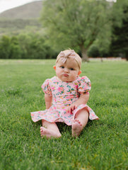 Skirted Leo in Peach Bouquet