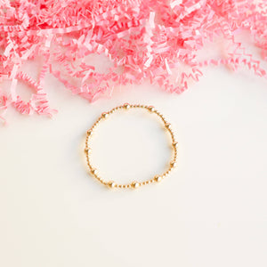 Lively Bracelet in Gold: Extended 7.25 inch