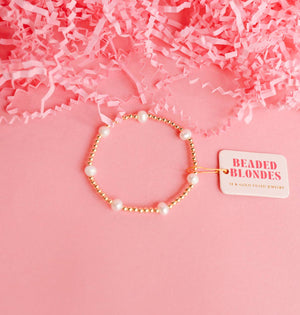 Kate Pearl Bracelet in Gold: Standard 6.75 inch