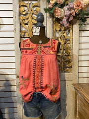 Relaxed yoke tank