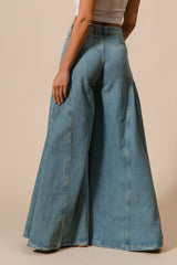 Pleated Detail Wide Jeans