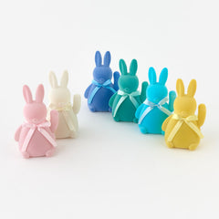 Howdy hop hop waving bunny 7”