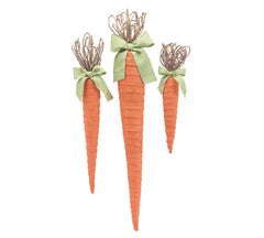 Set of 3 hanging carrots