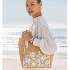 White Natural Pepper Straw Tote