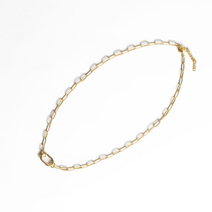 Paperclip with charm closure