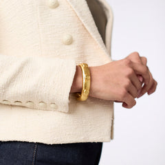 Solara hinged bangle