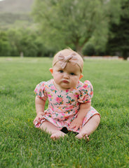 Skirted Leo in Peach Bouquet